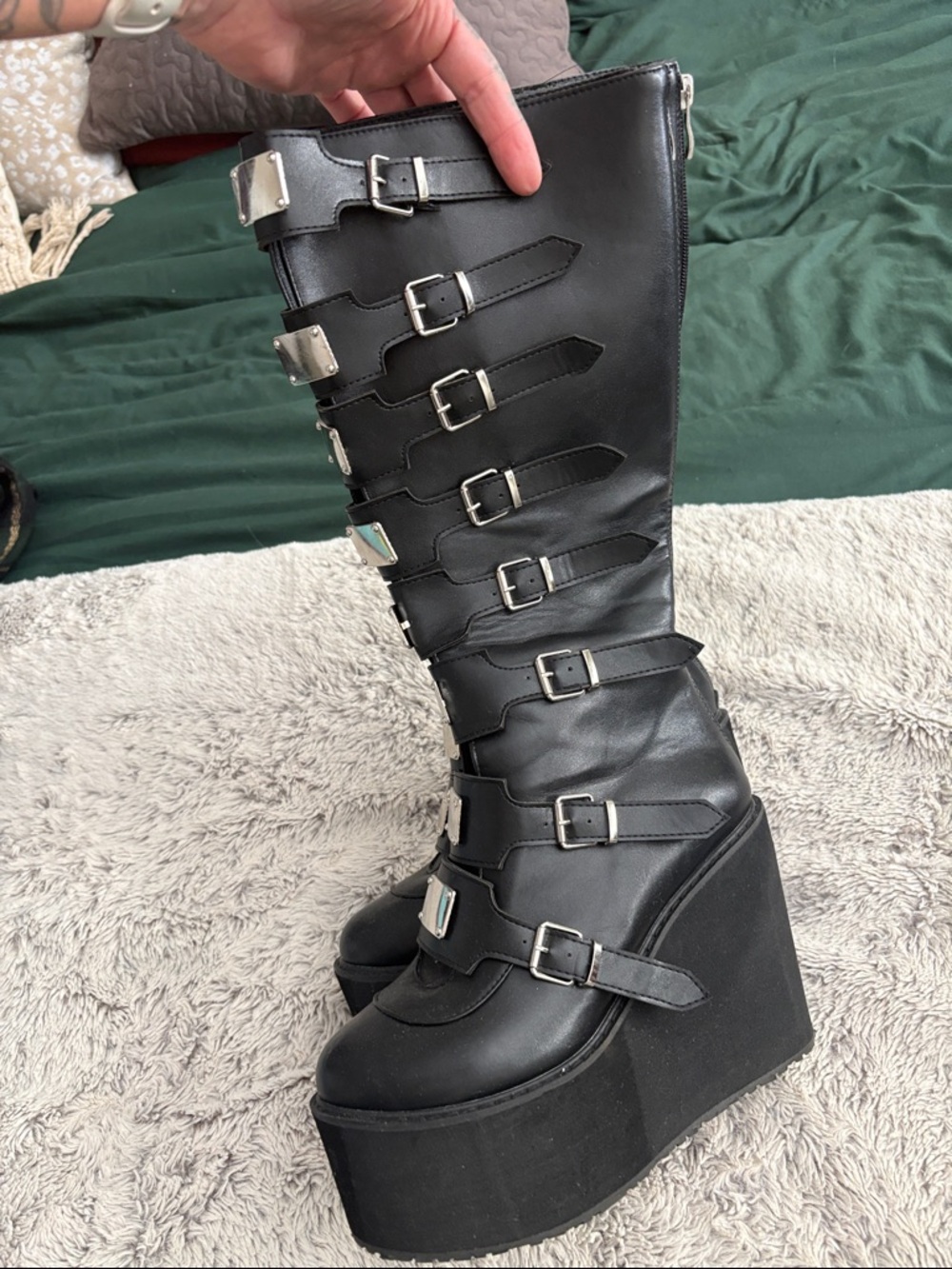 Black Platform Knee-High Buckle Boots - Women - Picture 3 of 7